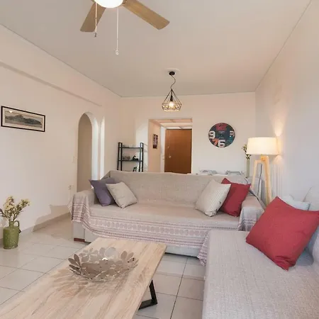 Apartament With Private Parking *