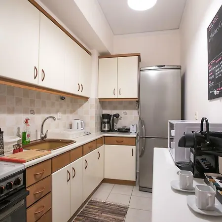 Apartament With Private Parking *