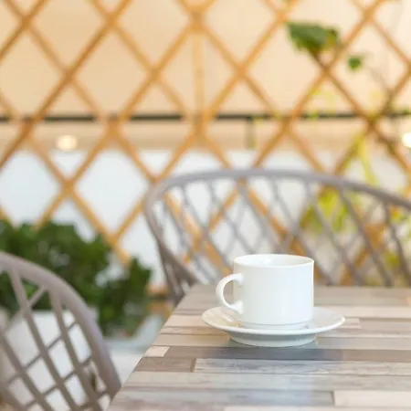 아파트 With Private Parking