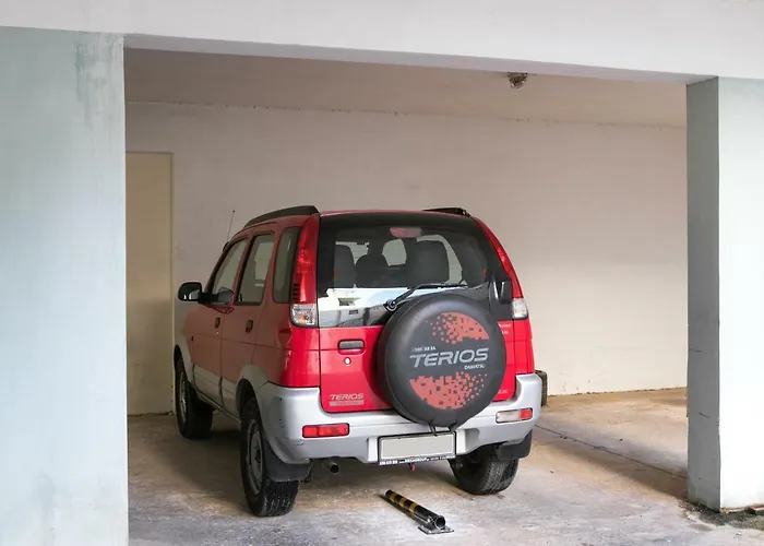 Apartamento With Private Parking